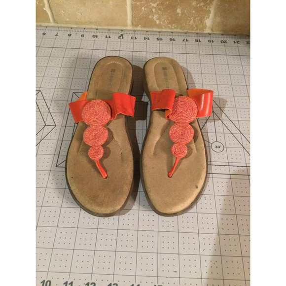 Women's Naturalizer Orange Thong Sandals Size 8.5 - Picture 1 of 4